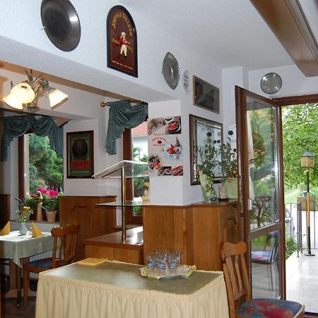 דרזדן Hotel Zum Nussbaum מראה חיצוני תמונה