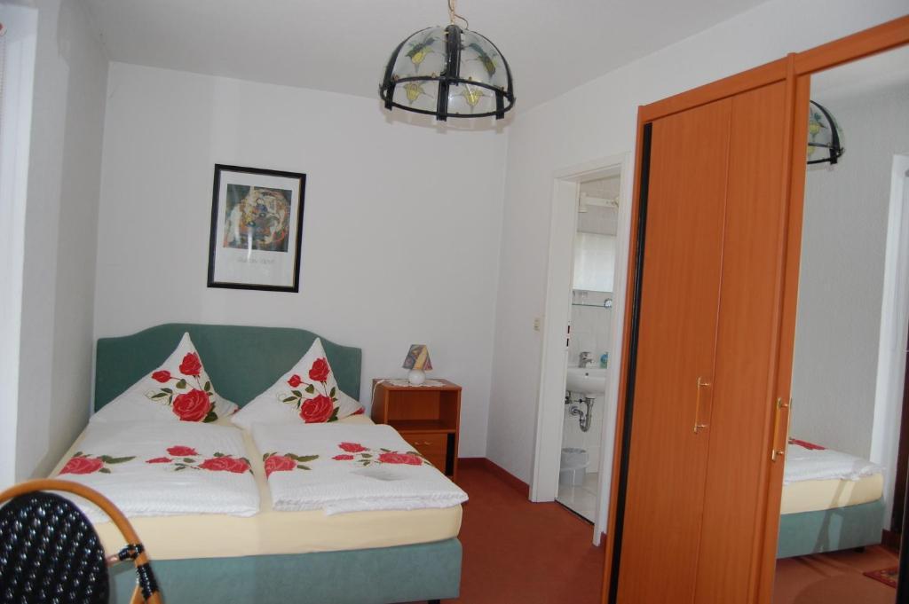 דרזדן Hotel Zum Nussbaum חדר תמונה